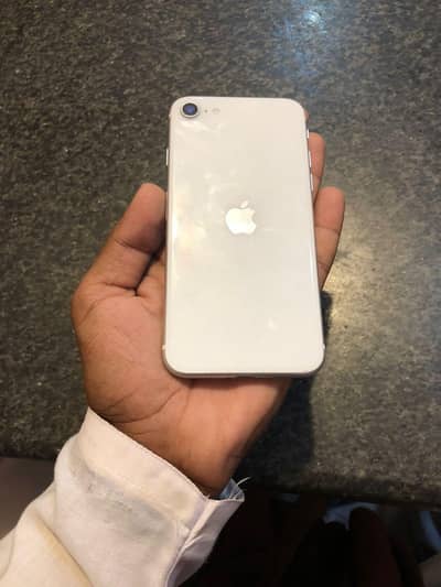 Apple iPhone SE