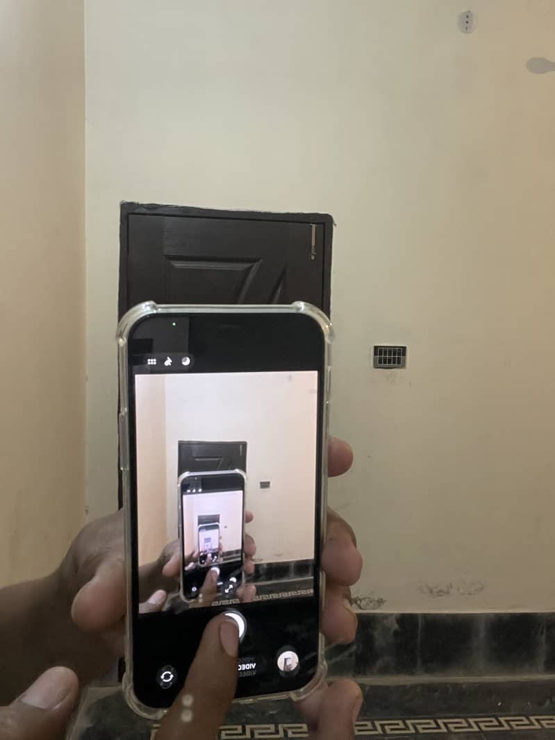Apple iPhone 12 2