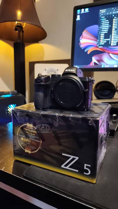 Nikon Z5 sensor damaged. Can be repaired from Nikon Centre.