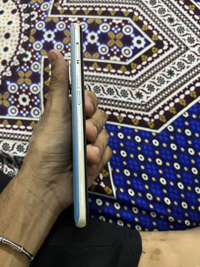 OPPO A52