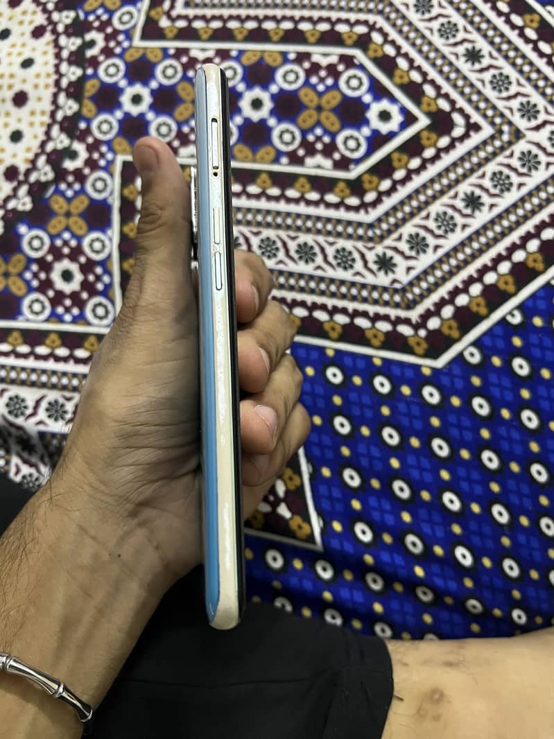 OPPO A52 0