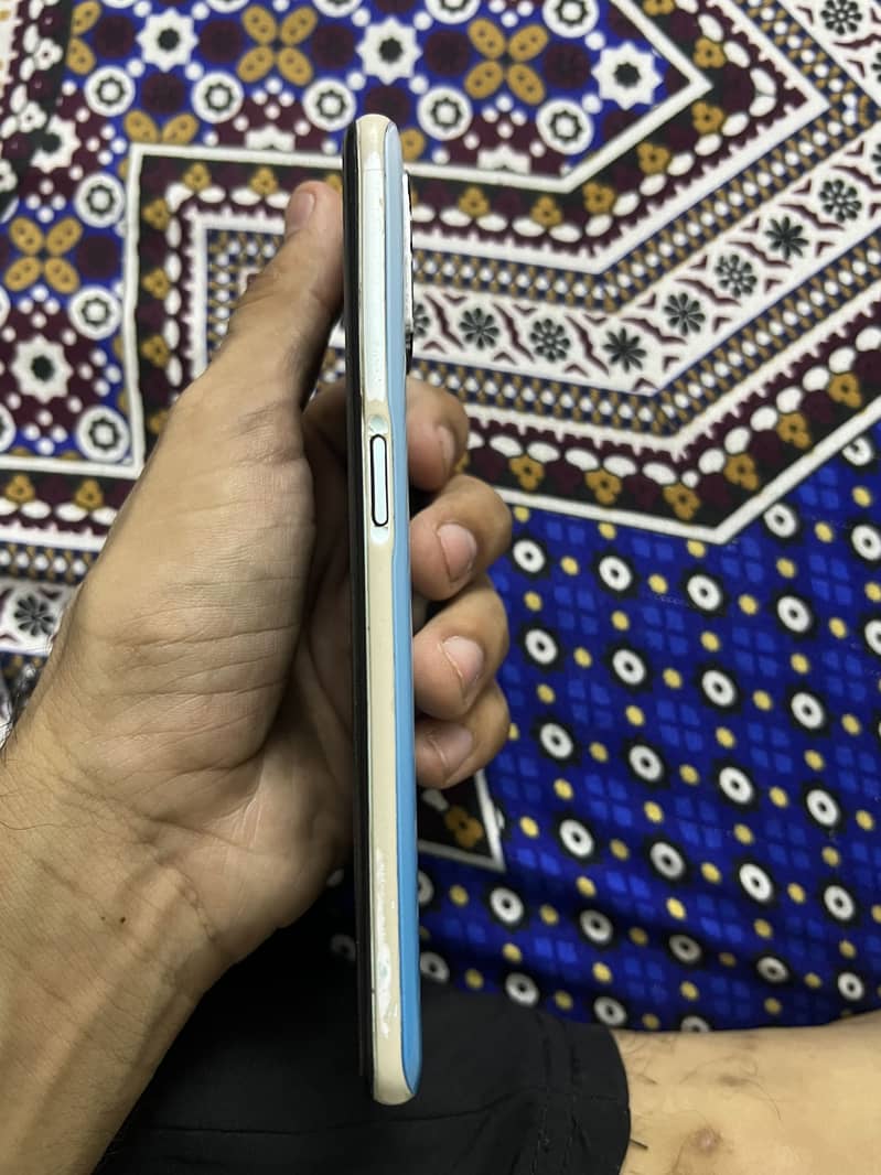 OPPO A52 3