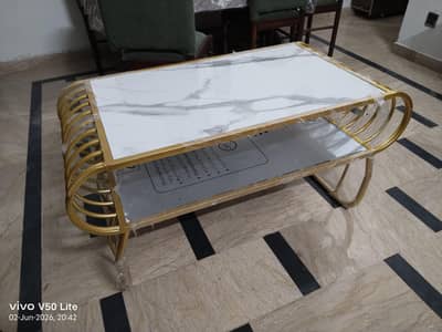 table for drawing room