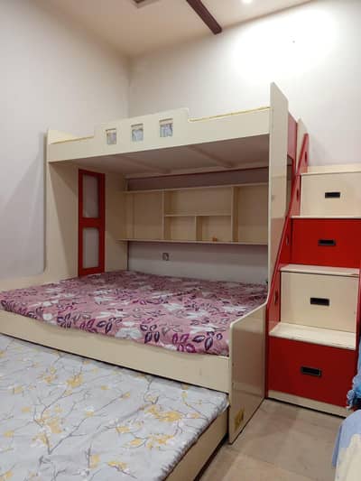 bunk bed