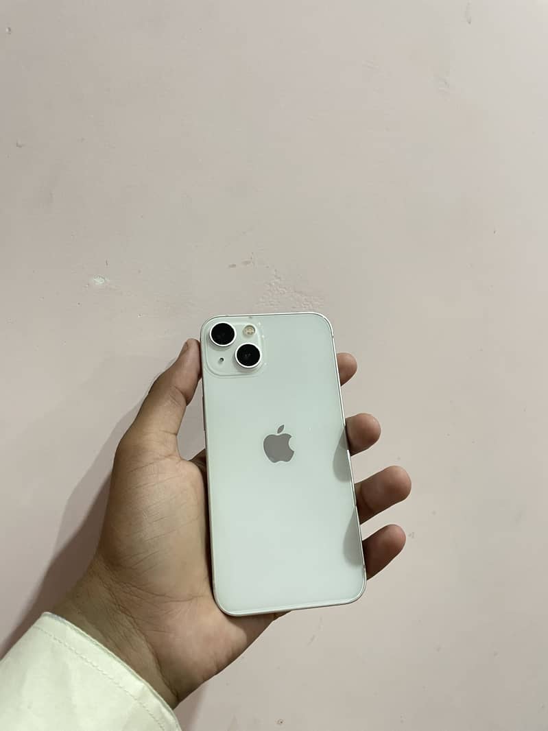 Apple iPhone 13 1