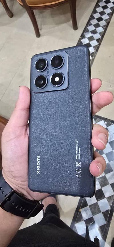 Xiaomi 14T Pro 12/512 best condition PTA approved.