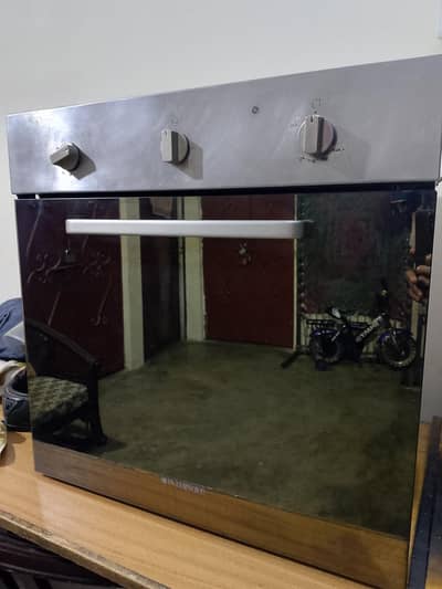 BUILTIN OVEN
