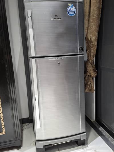 Dowlance Refrigerator 2 Doors good condition Brand new for sale