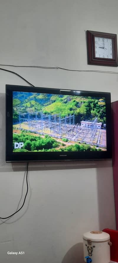 lcd tv