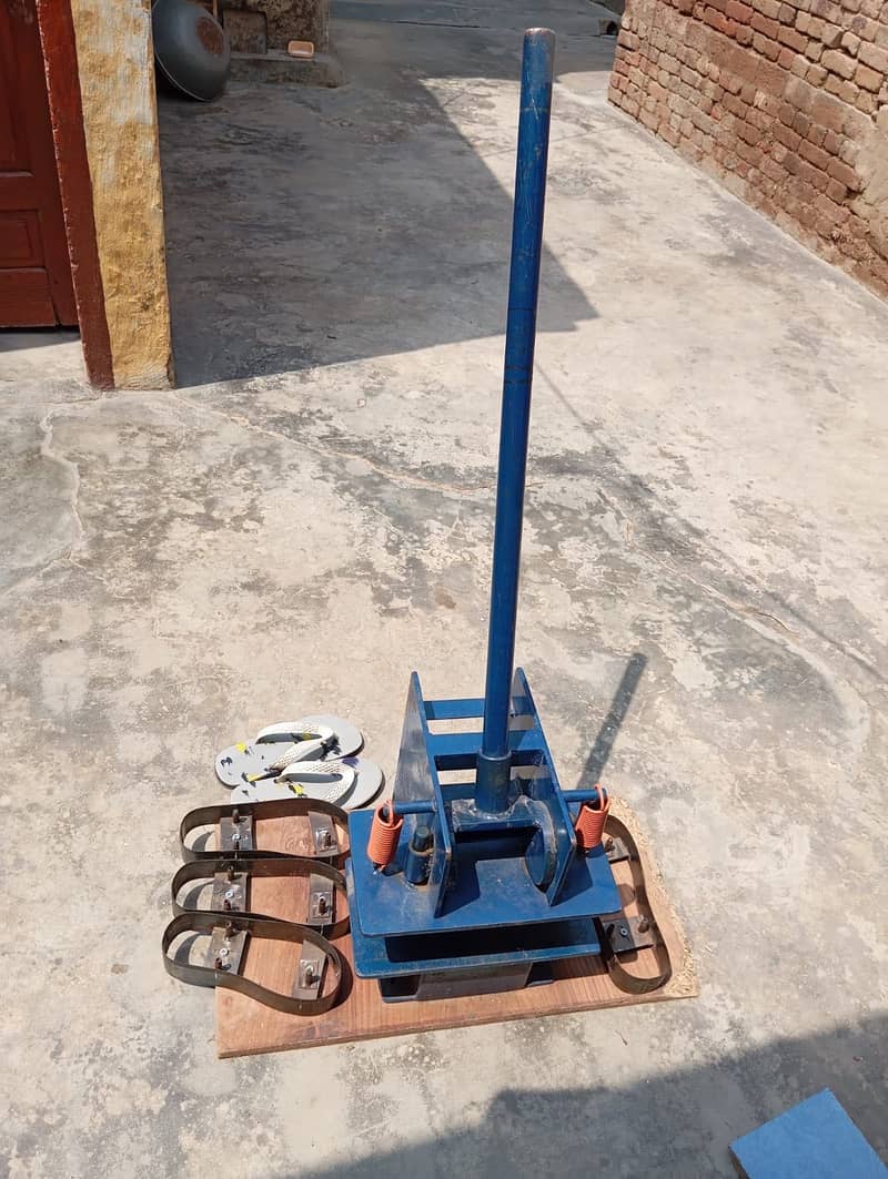 Slippers Machine 2