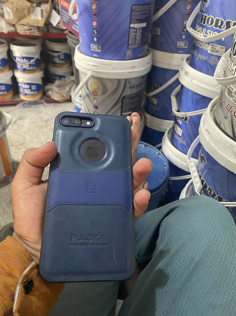 Apple iPhone 7 Plus 4