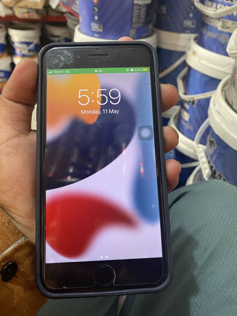 Apple iPhone 7 Plus 5