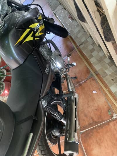 Yamaha ybr g 2019 model