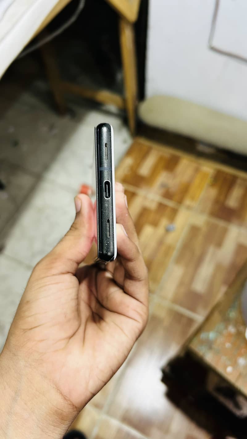 Google Pixel 6a 3