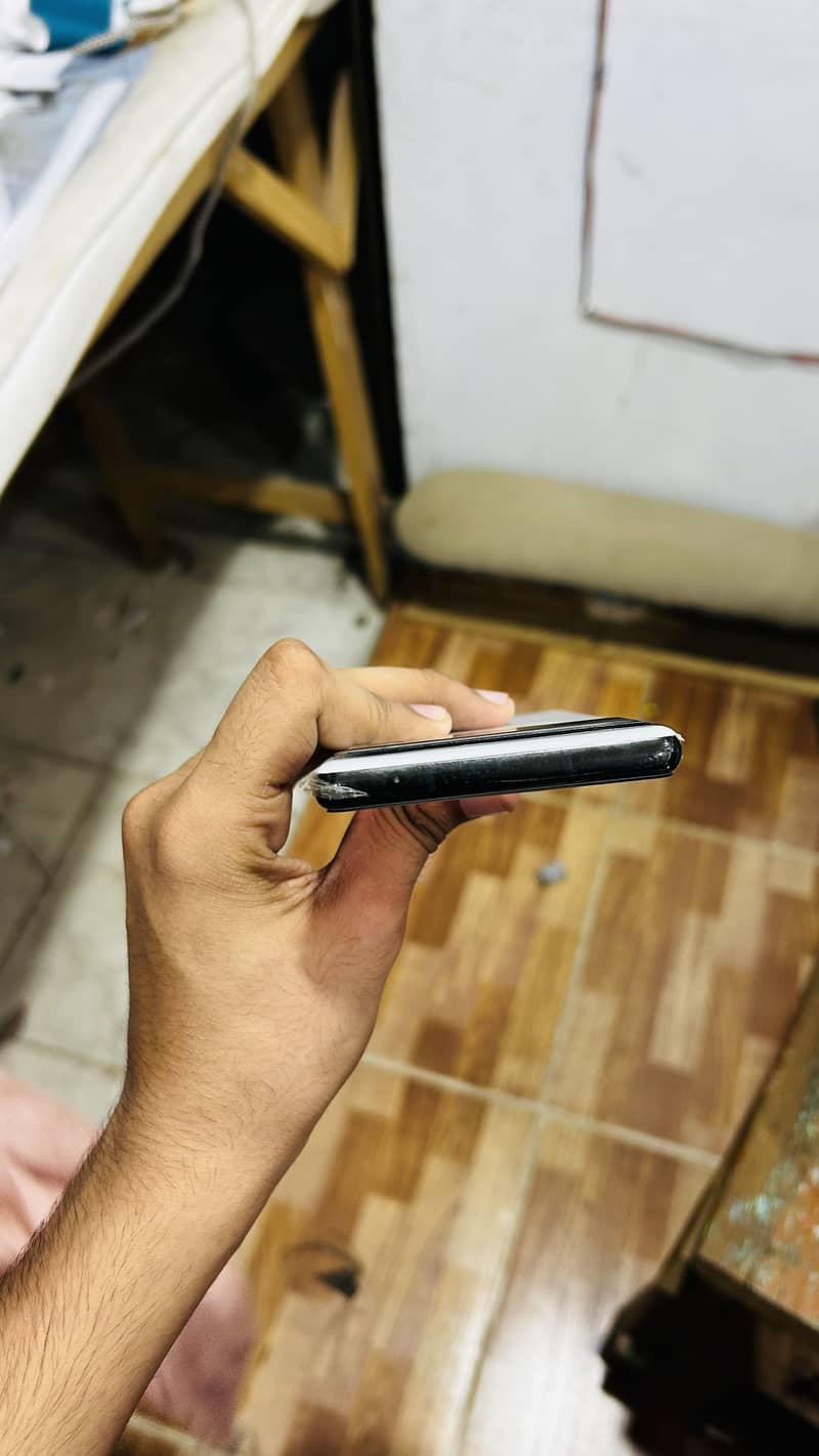 Google Pixel 6a 5