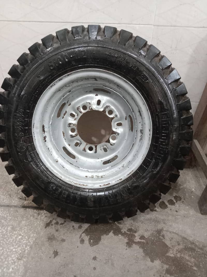 loader tyre 4