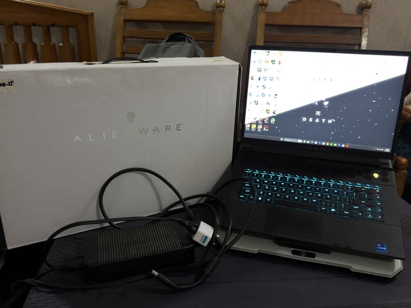 Alienware M16 R1 0