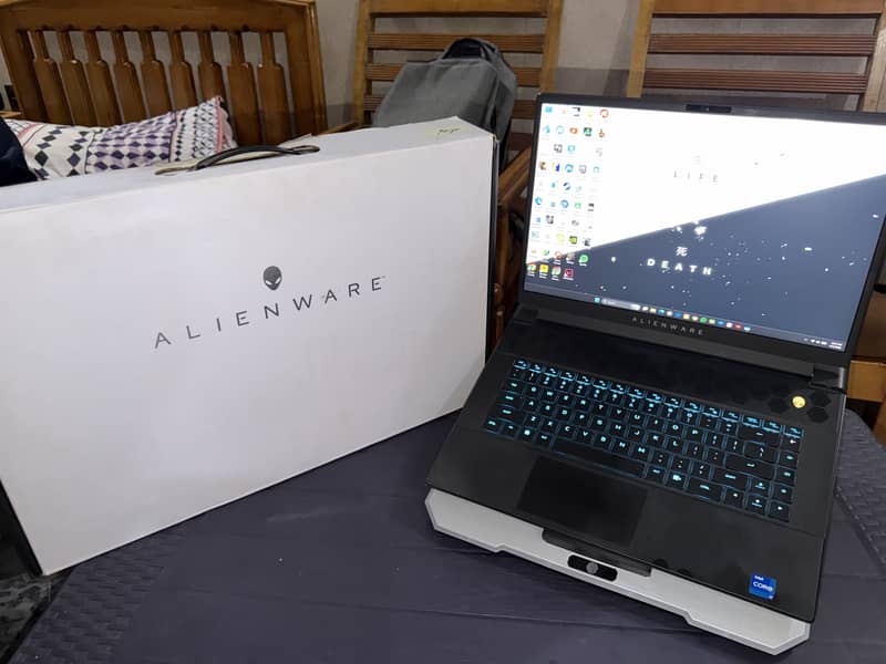 Alienware M16 R1 6