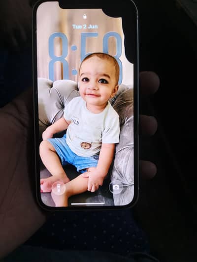 Apple iPhone 12