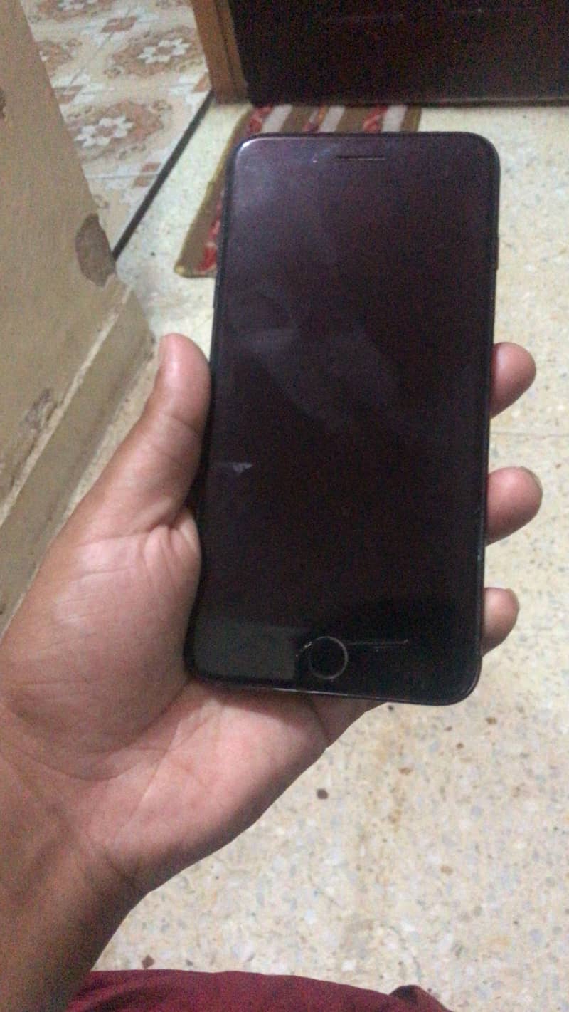 Apple iPhone 7 Plus 2