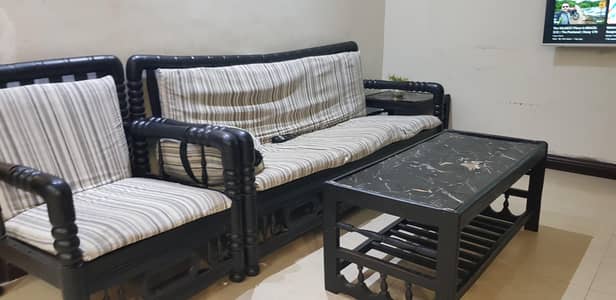sofa set For sale 3+1+1 with tables