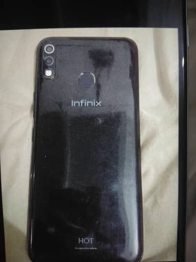 Infinix Hot 8