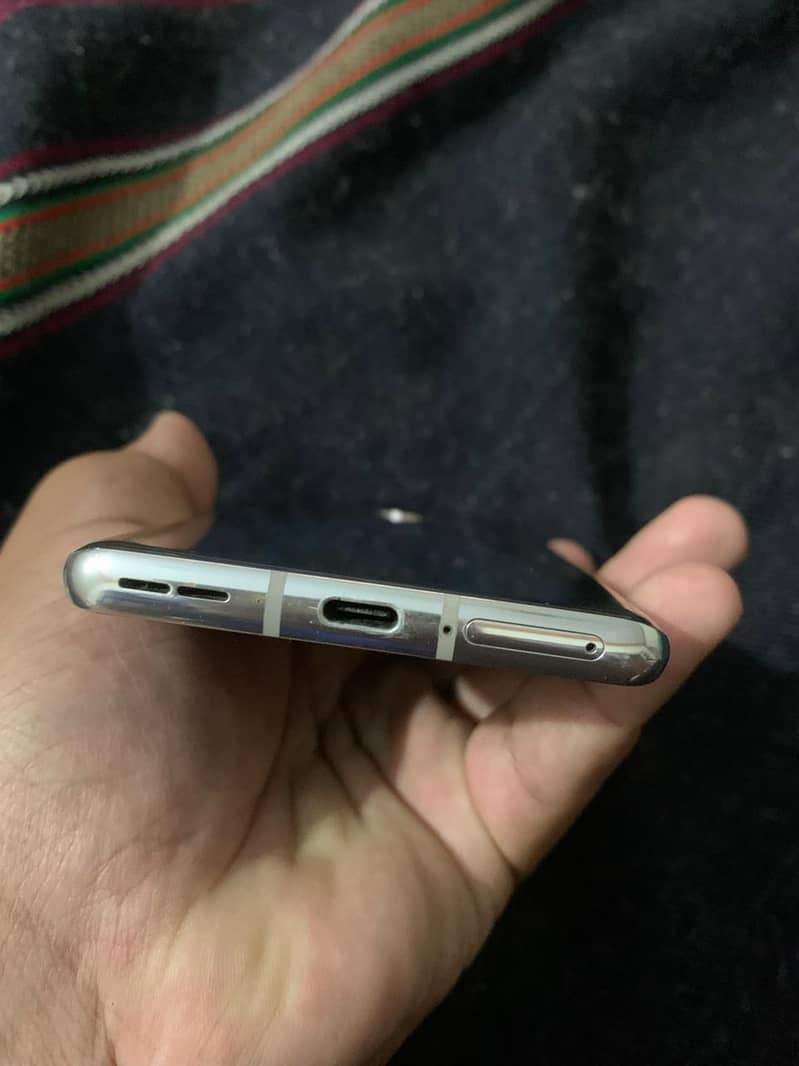 One Plus 8 5