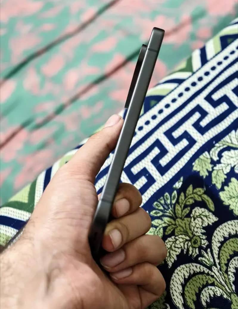 Google Pixel 9 2