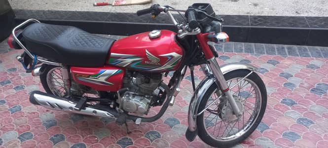 honda 125 urgent sell peso ki zrorat h