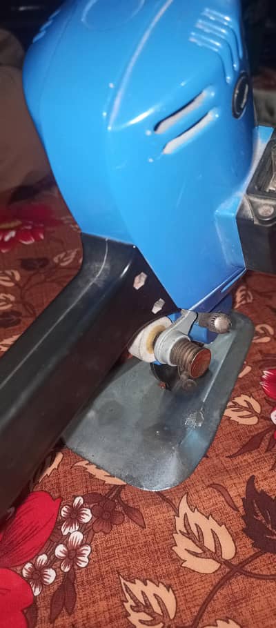 Cutter Clothes Cutting