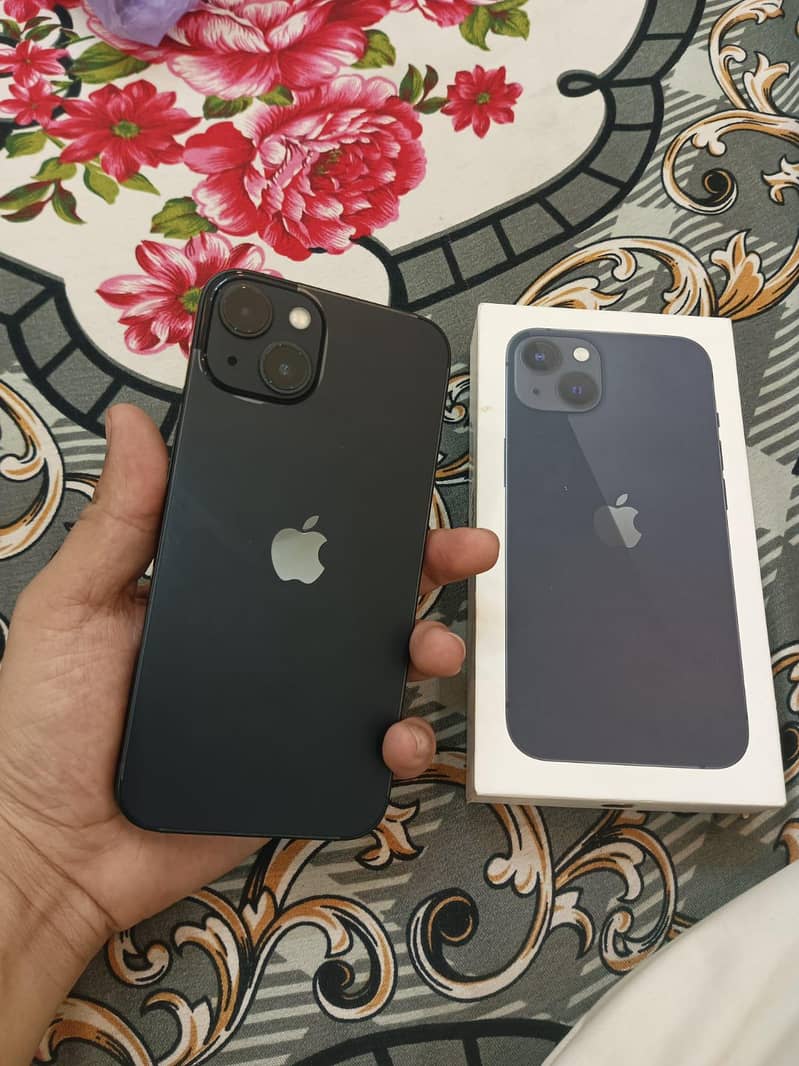 Apple iPhone 13 1