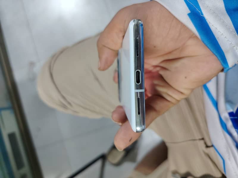 Google Pixel 7 Pro 2