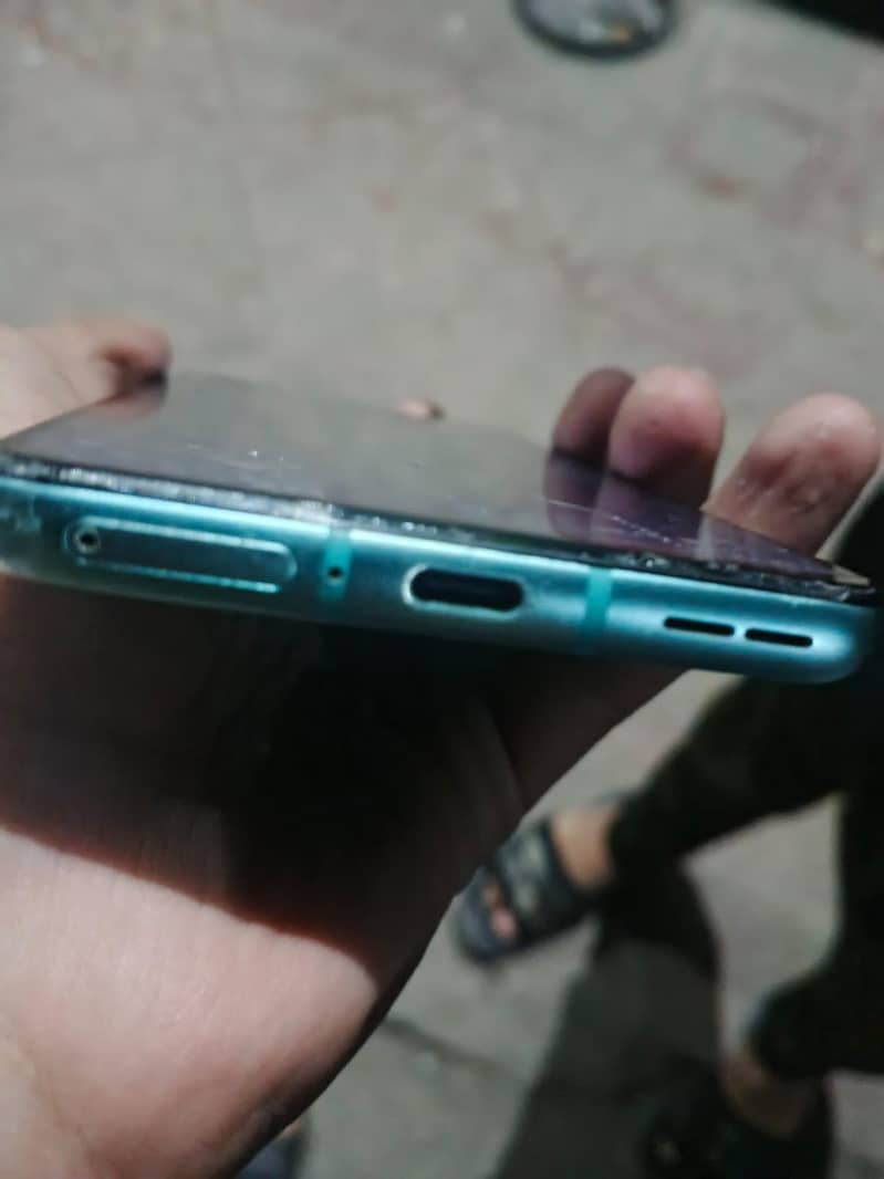 One Plus 8T 2