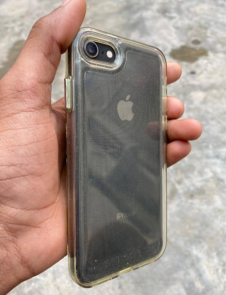 Apple iPhone 8 2