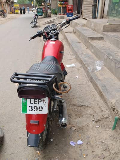 Suzuki GS 150SE