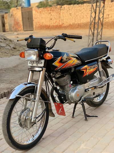 HONDA 125 LUSH CONDITION GENUINE BIKE 2021 MODEL