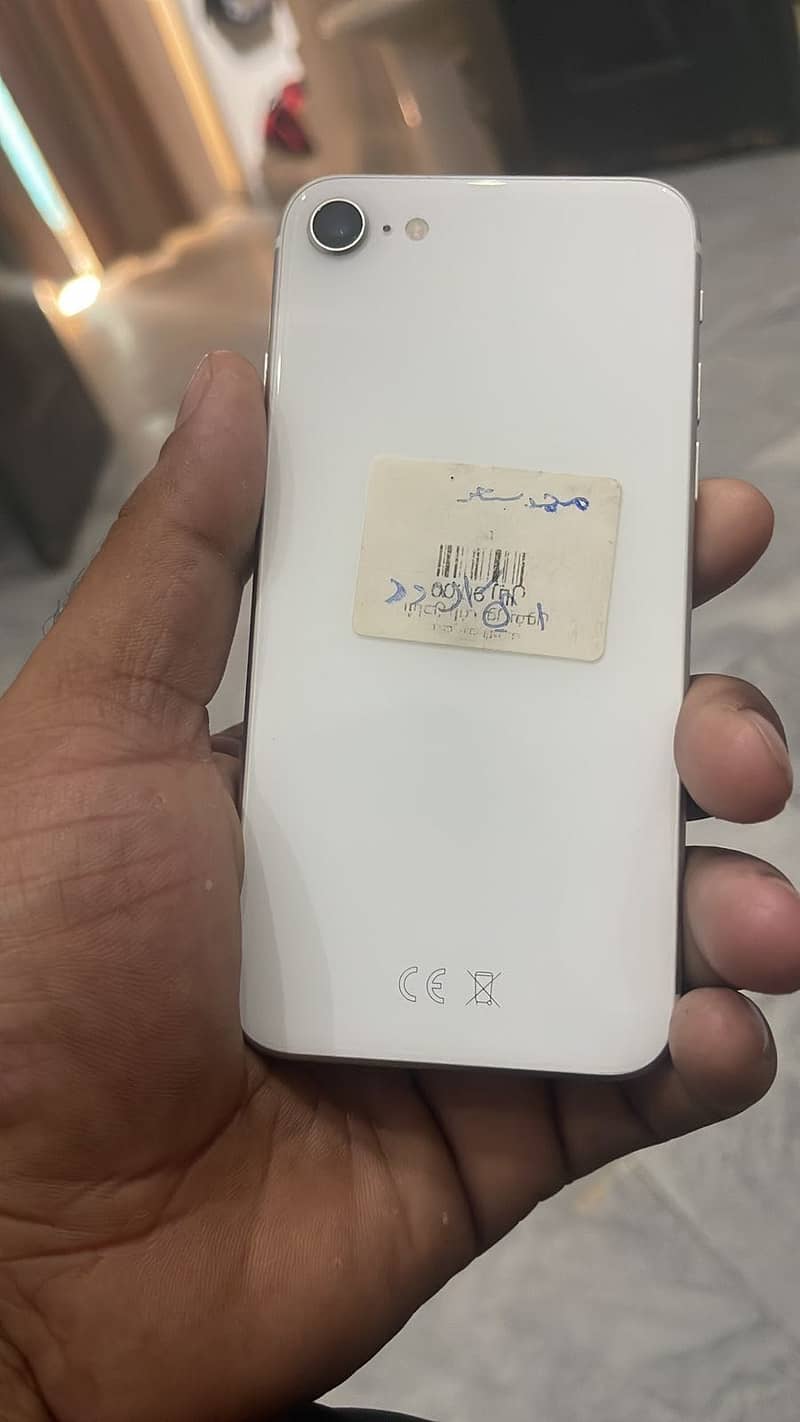 Apple iPhone SE 6