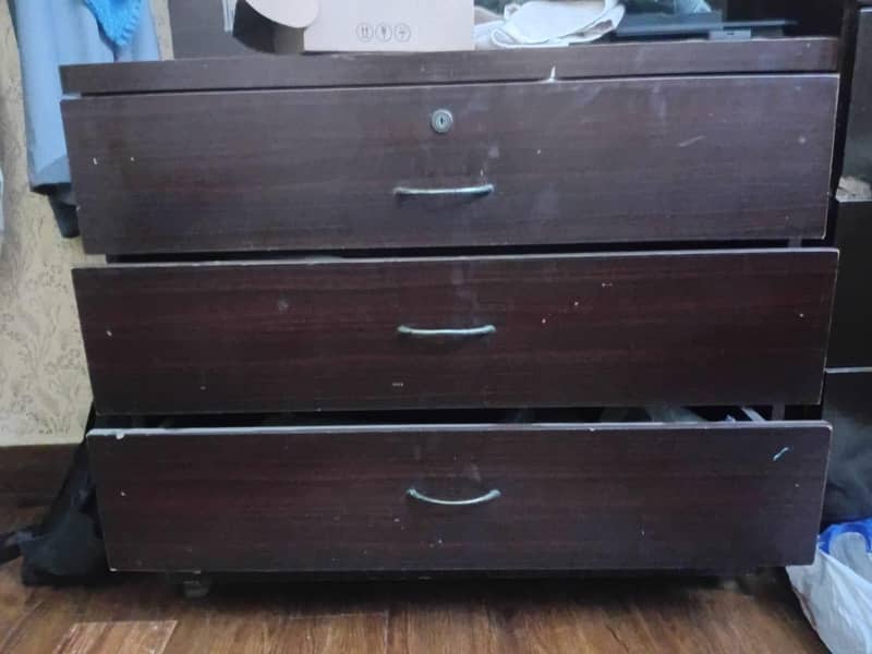 Dressing Table 2