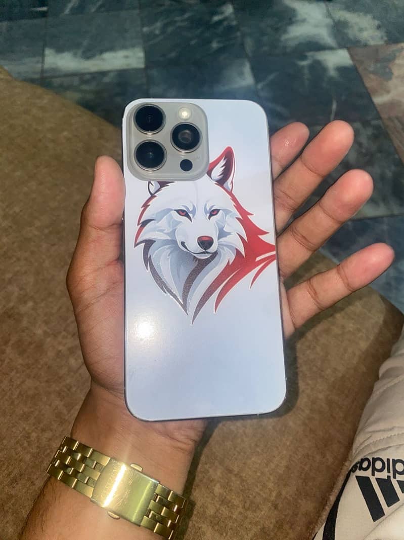 iPhone 15 pro max 2