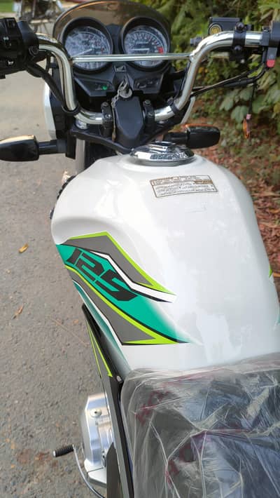 Honda CB125F / Honda 125 bike