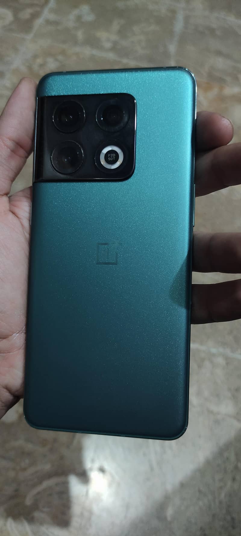 One Plus 10 Pro 1