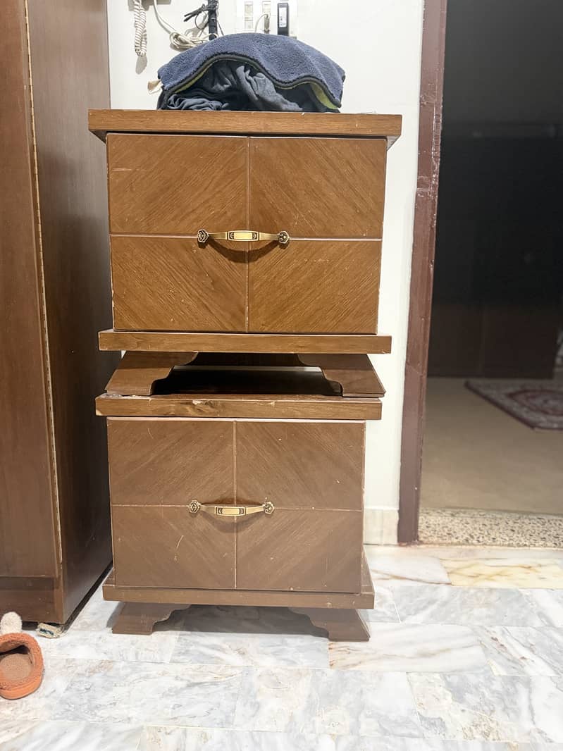 Bed Set, Sofa & Table, Dressing 1