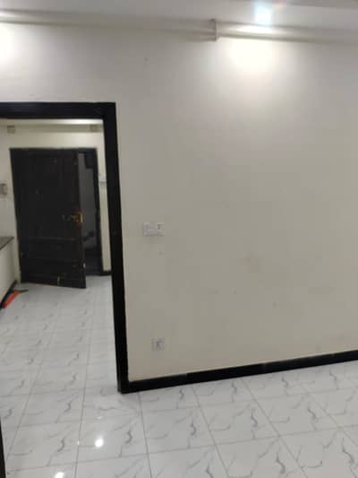 1 Bed Unfurnish Apartment available for rent in E-11/2