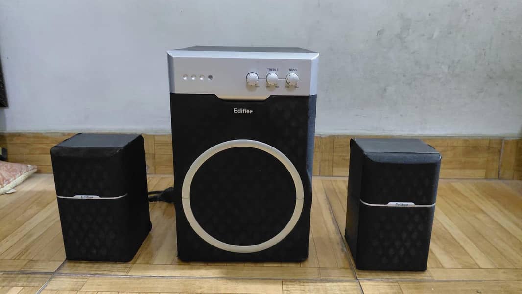 edifier r401 0