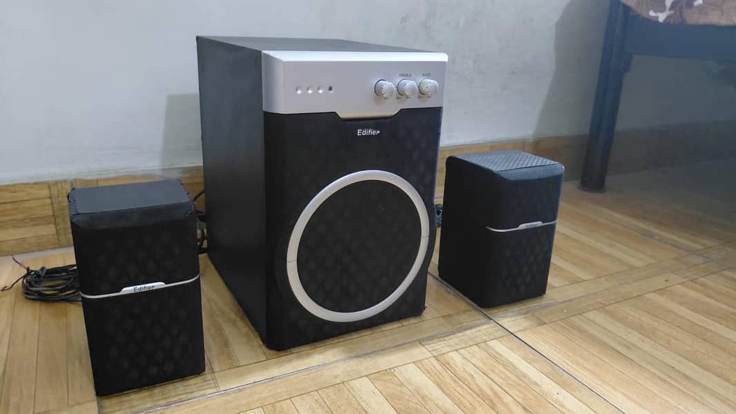 edifier r401 2