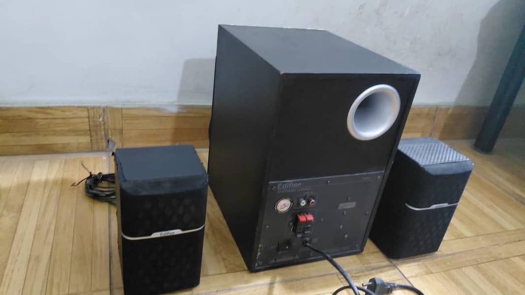 edifier r401 5