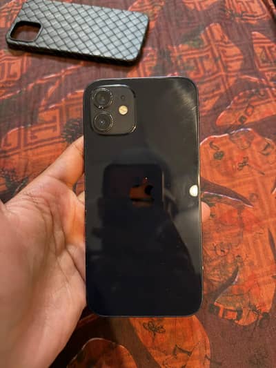 Apple iPhone 12