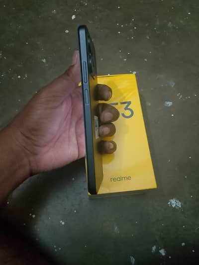 RAM 6 gb Room 128 gb