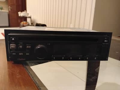 Clarion cd player and radio