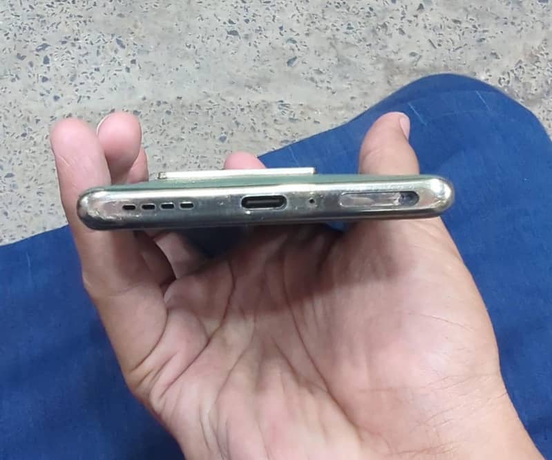 Infinix note 40pro 2